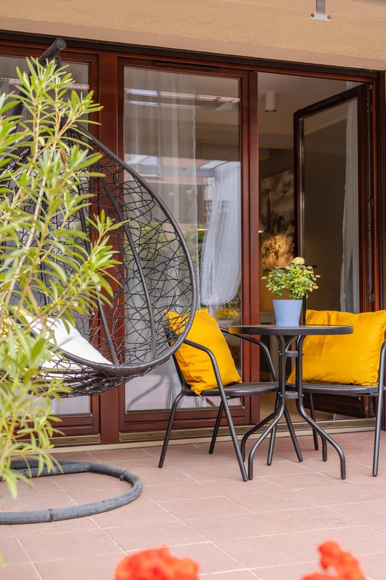 Rentplanet - Apartament Partynice Apartment Wrocław Exterior foto
